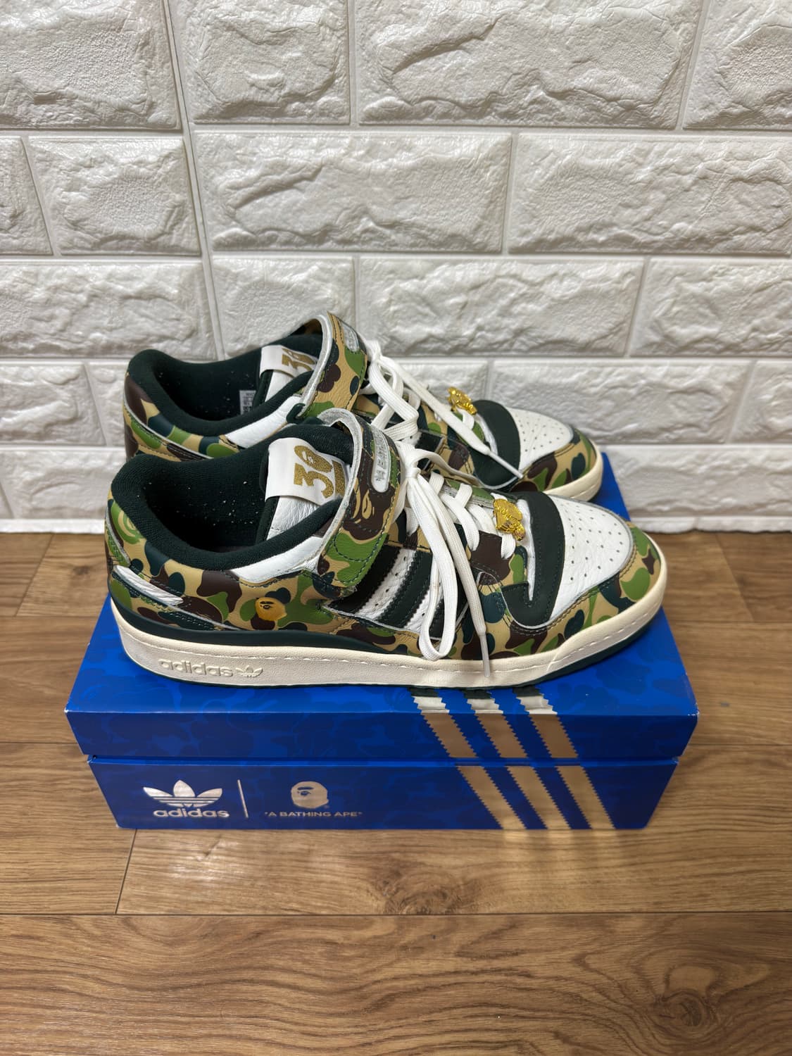 아디다스 x 베이프 포럼 84 로우 그린 카모 상품이미지6