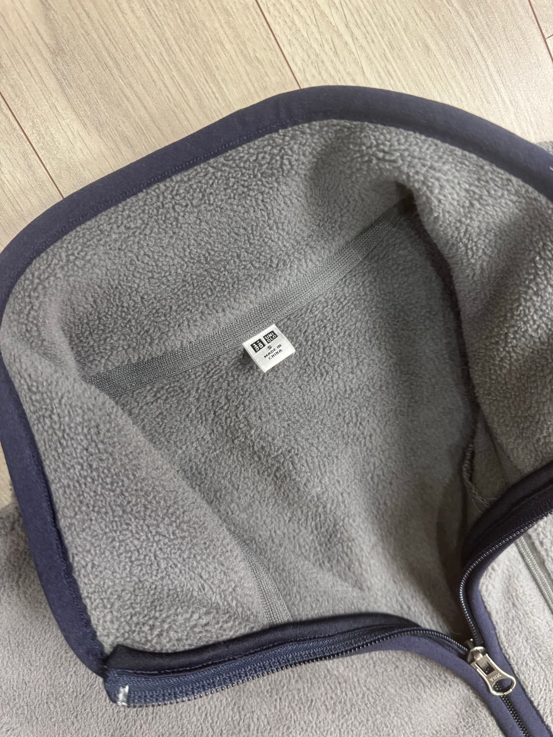 유니클로 투톤 배색 플리스 집업 상품이미지3