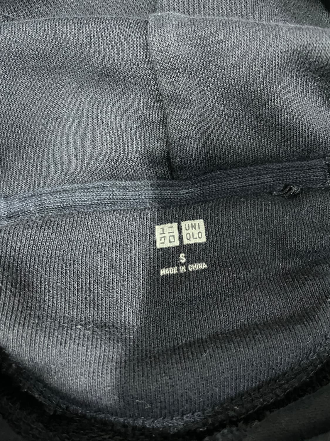 유니클로 후드티 상품이미지2