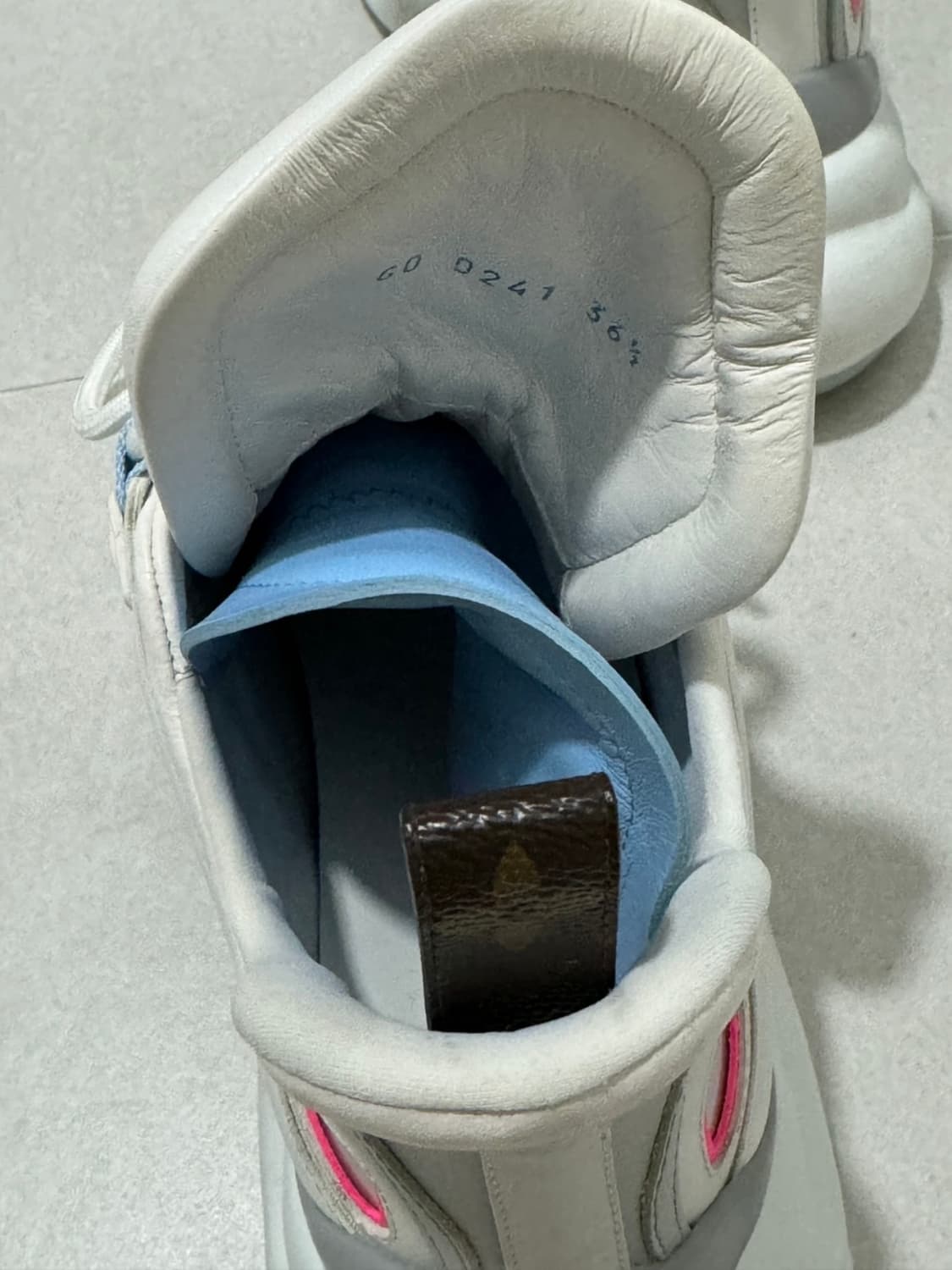 루이비통 아치라이트 235 상품이미지6