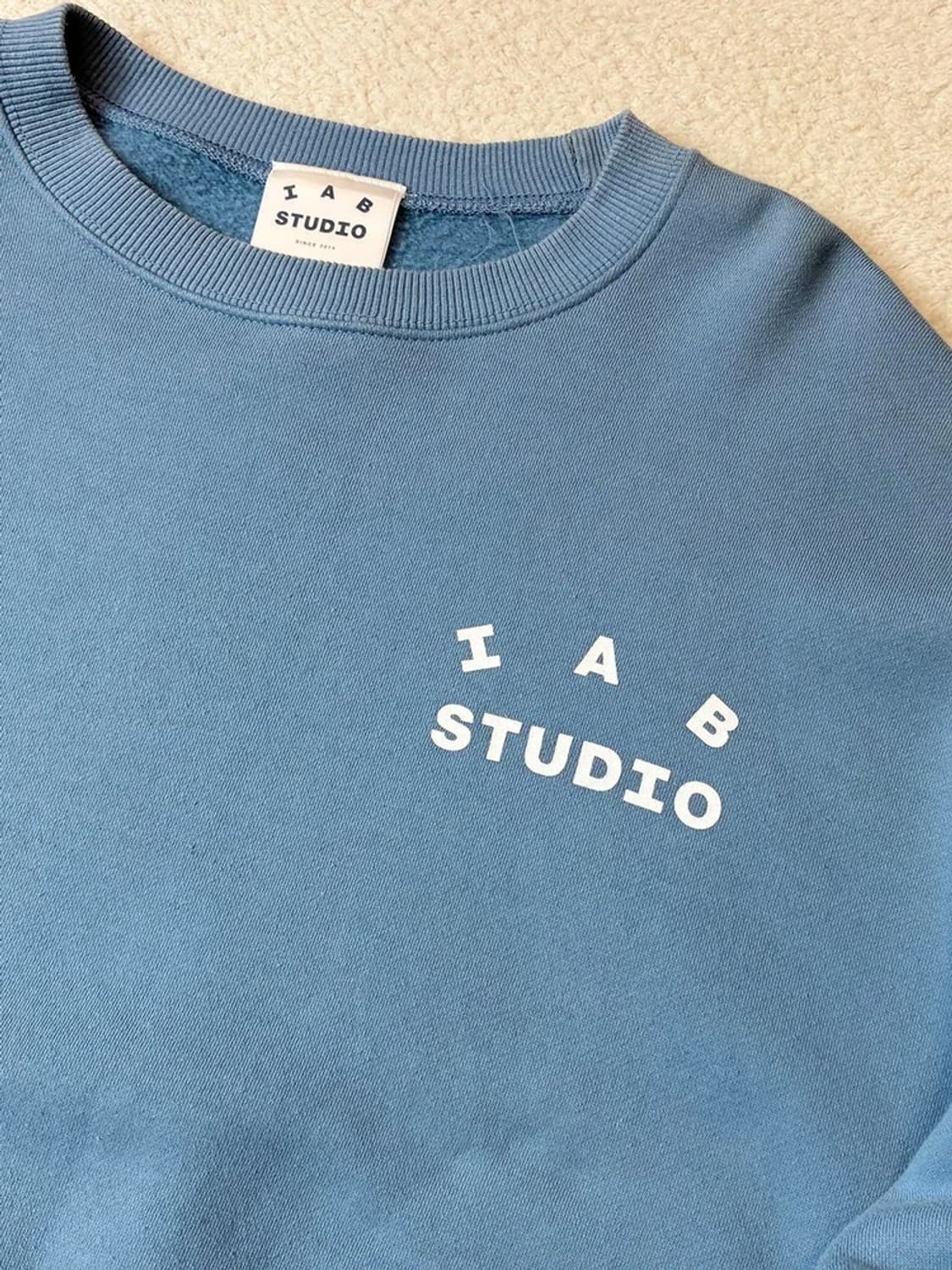 아이앱스튜디오 시그니처 스웻 크루넥 맨투맨 PN6219 상품이미지6