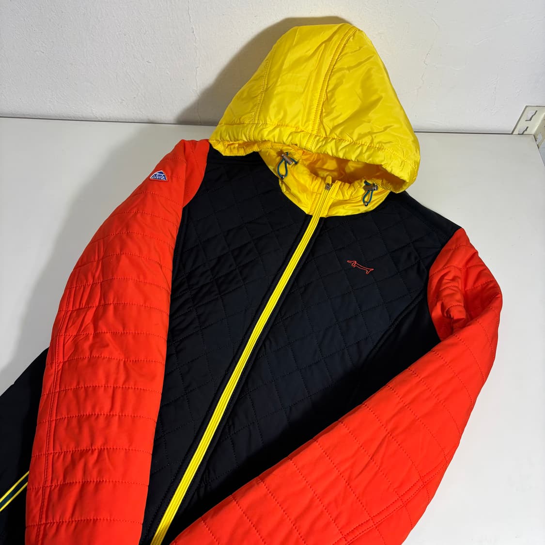 우먼S-M 루이스카스텔 멀티컬러 누빔 골프후드점퍼 상품이미지2