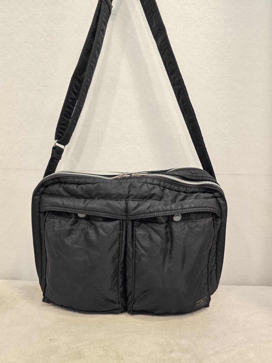 요시다포터 탱커 숄더백 블랙 상품이미지1