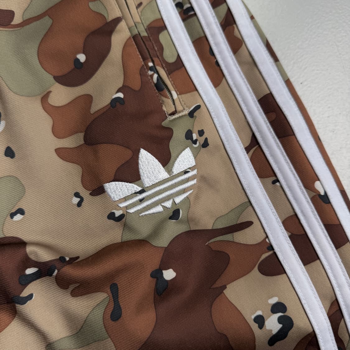 아디다스 파이어버드 카모 삼선 트랙팬츠 상품이미지3