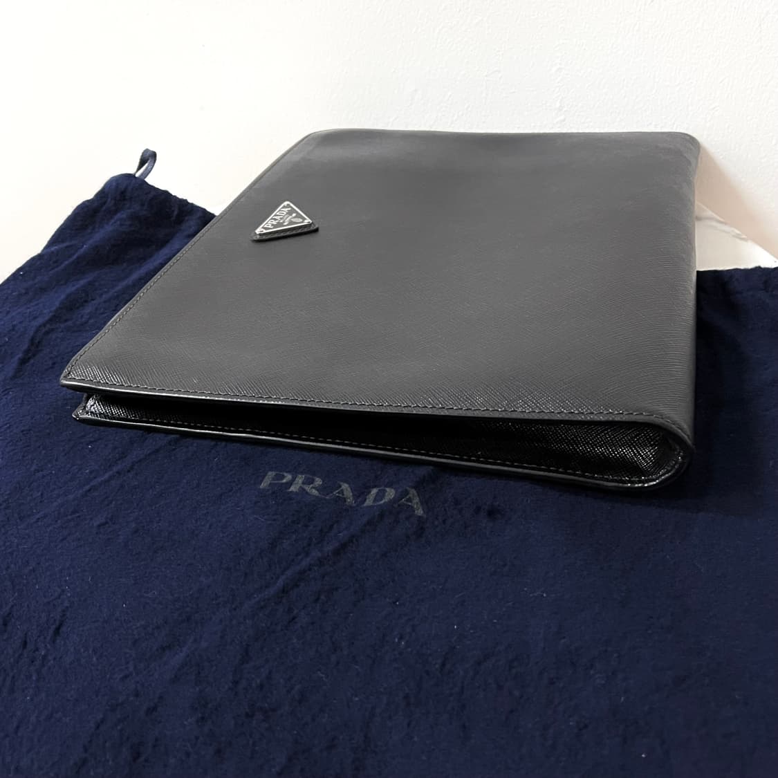 [S급/정품] 프라다 사피아노 클러치 백 블랙 가방 상품이미지8