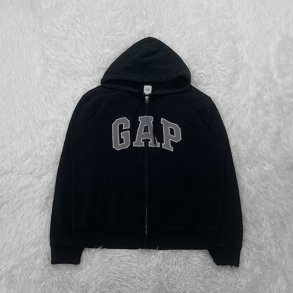 갭 Gap 스펠 로고 후드집업 블랙 상품이미지2