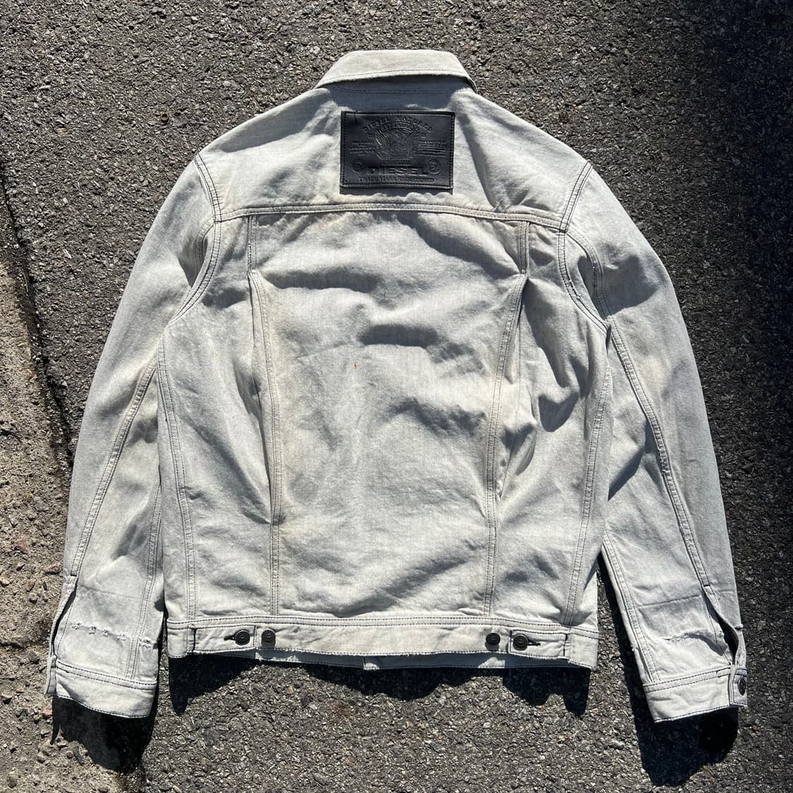 디젤 D스페라 빈티지 가공 데님 트러커 자켓 상품이미지6