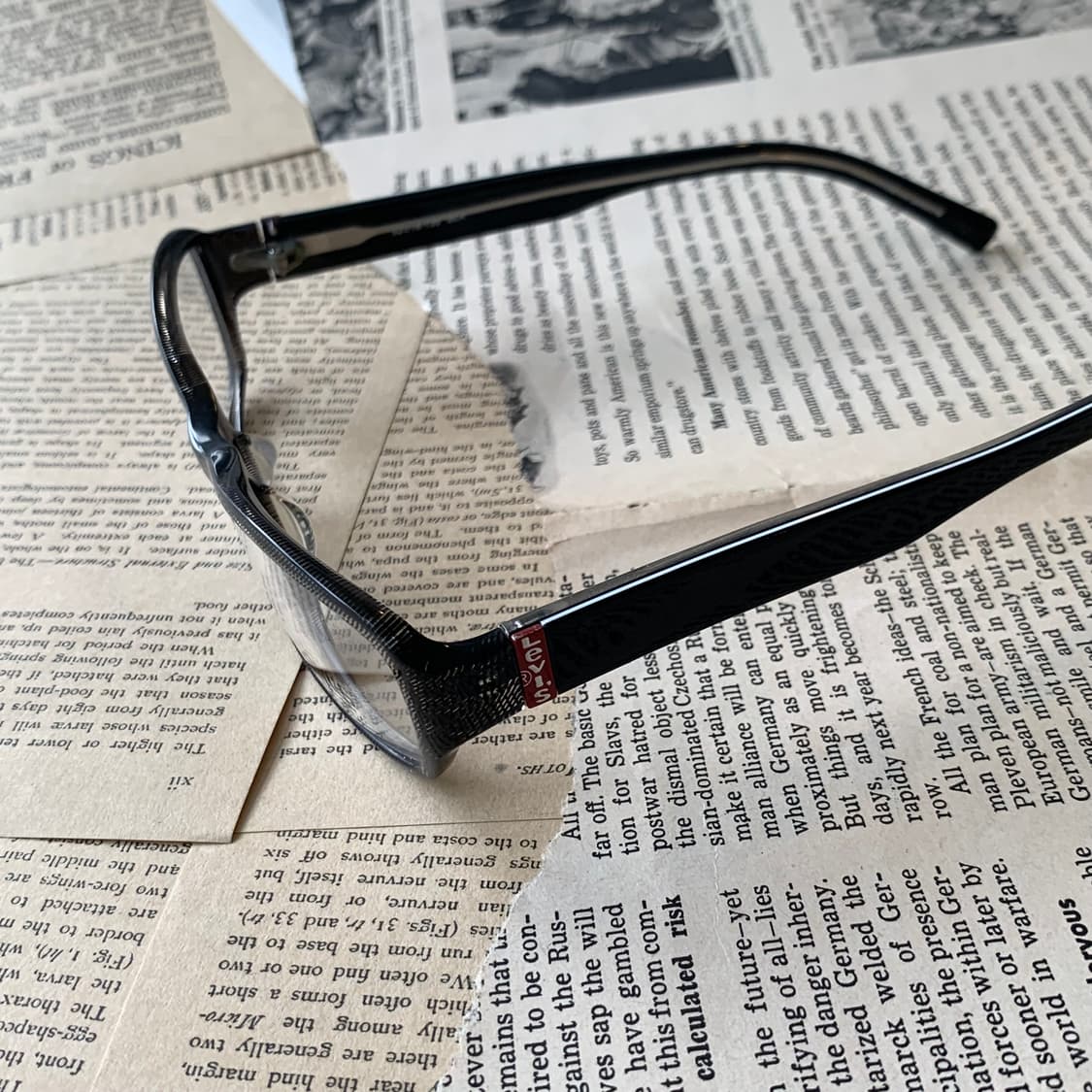 850 데드스탁 빈티지안경 리바이스 블랙 뿔테 픽키안경 상품이미지2