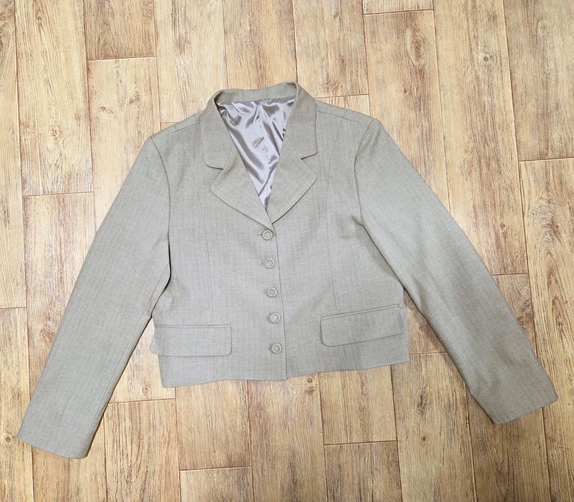 유네네(unene) 헤링본 크롭자켓 55-66 새상품 상품이미지5