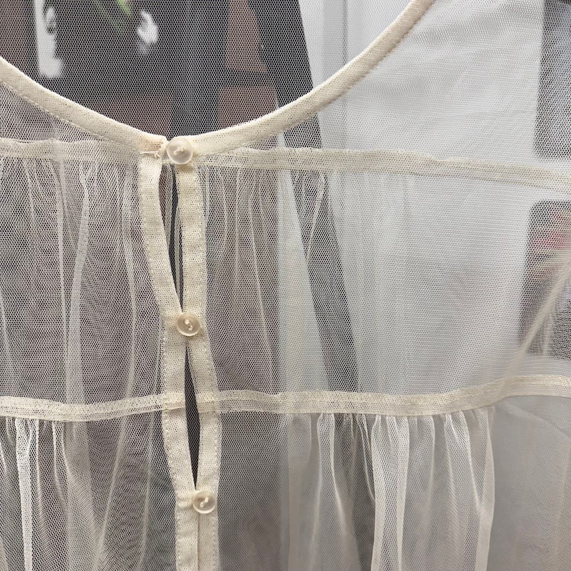 Beige Sheer Long sleeve Blouse 상품이미지5