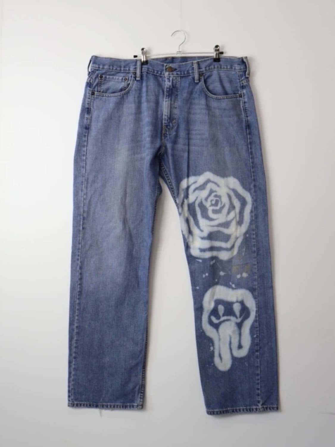 Levi’s 569 Custom Painted Denim Jeans 상품이미지5