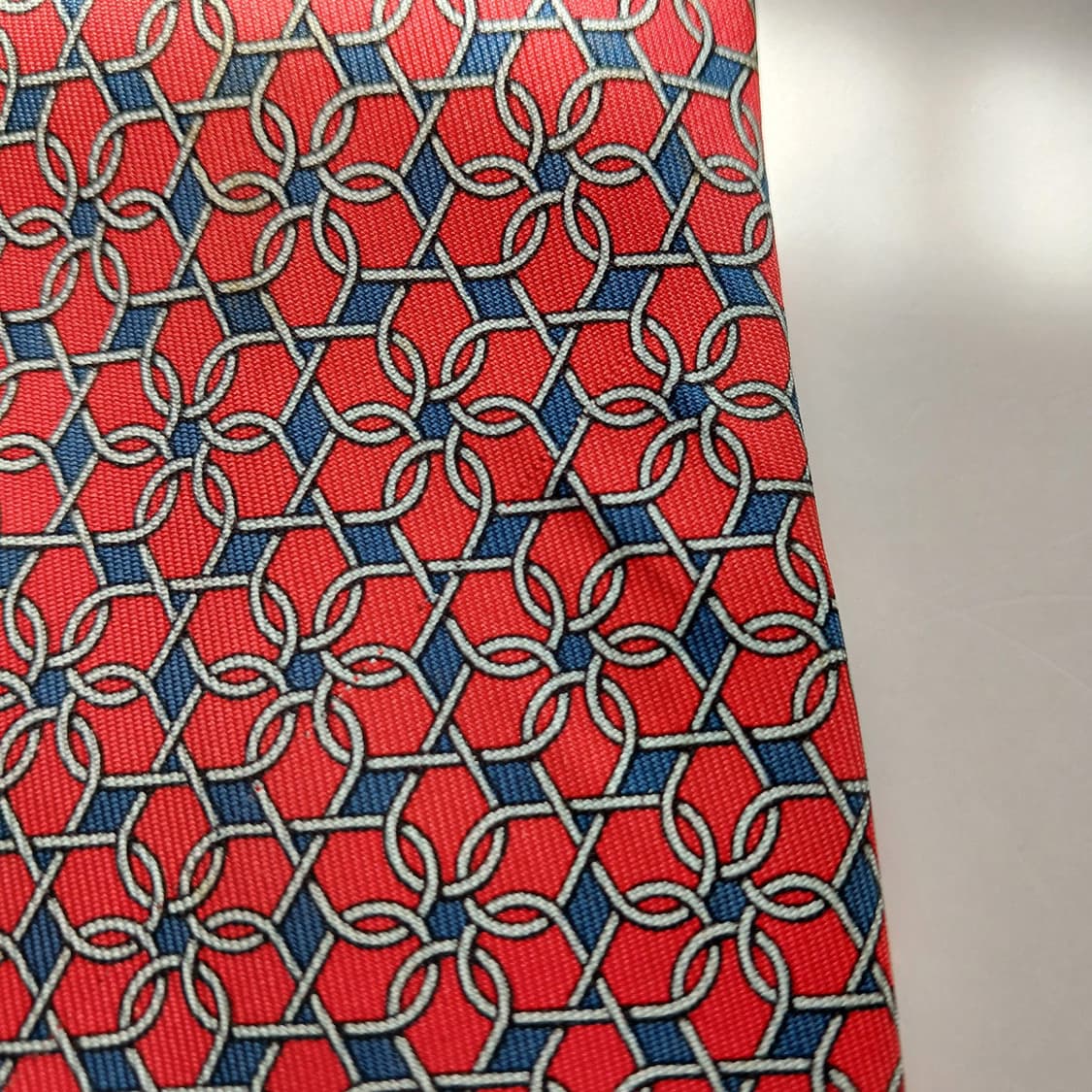 에르메스 실크 레드 체인 패턴 넥타이 9.8cm B등급 A18686
 상품이미지6