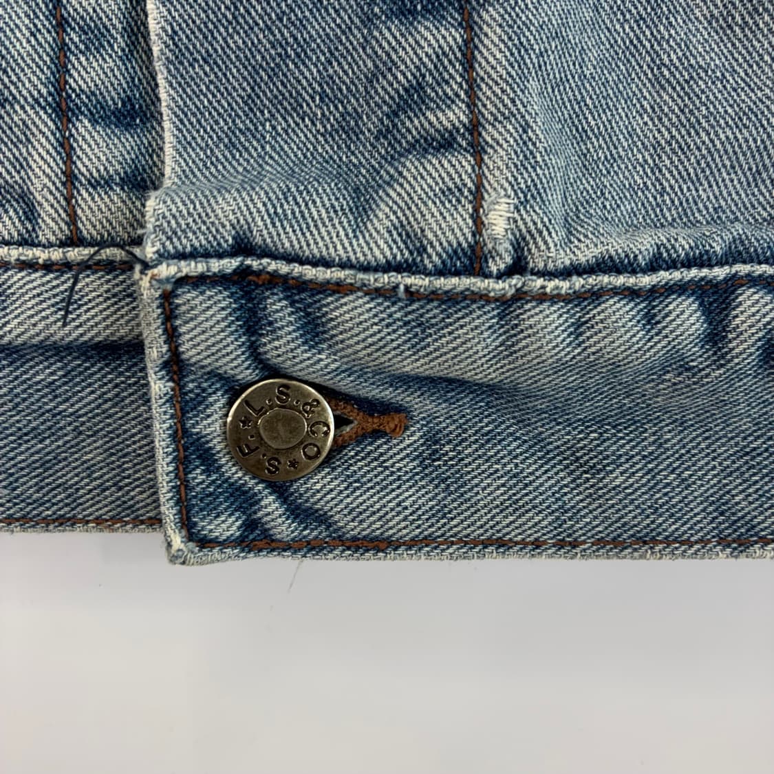 Levi's  리바이스 레드탭 코튼 데님 트러커 자켓  상품이미지4