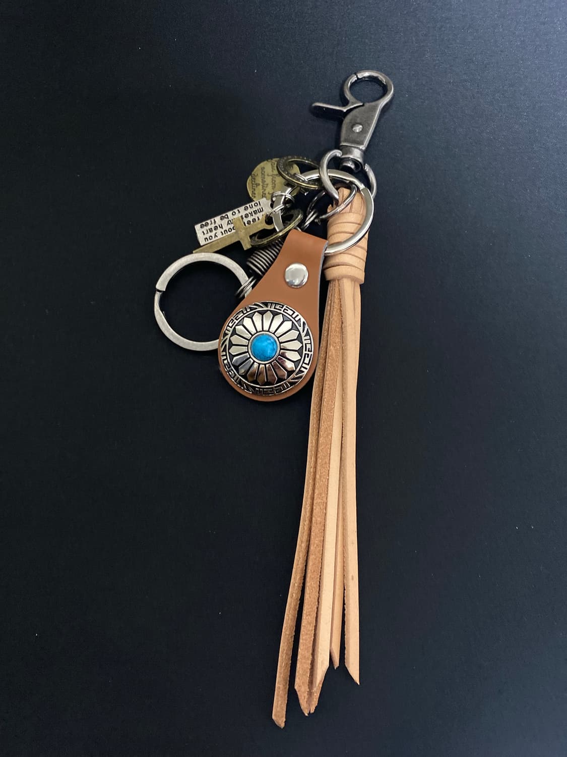 웨스턴 무드 태슬 키링 상품이미지1