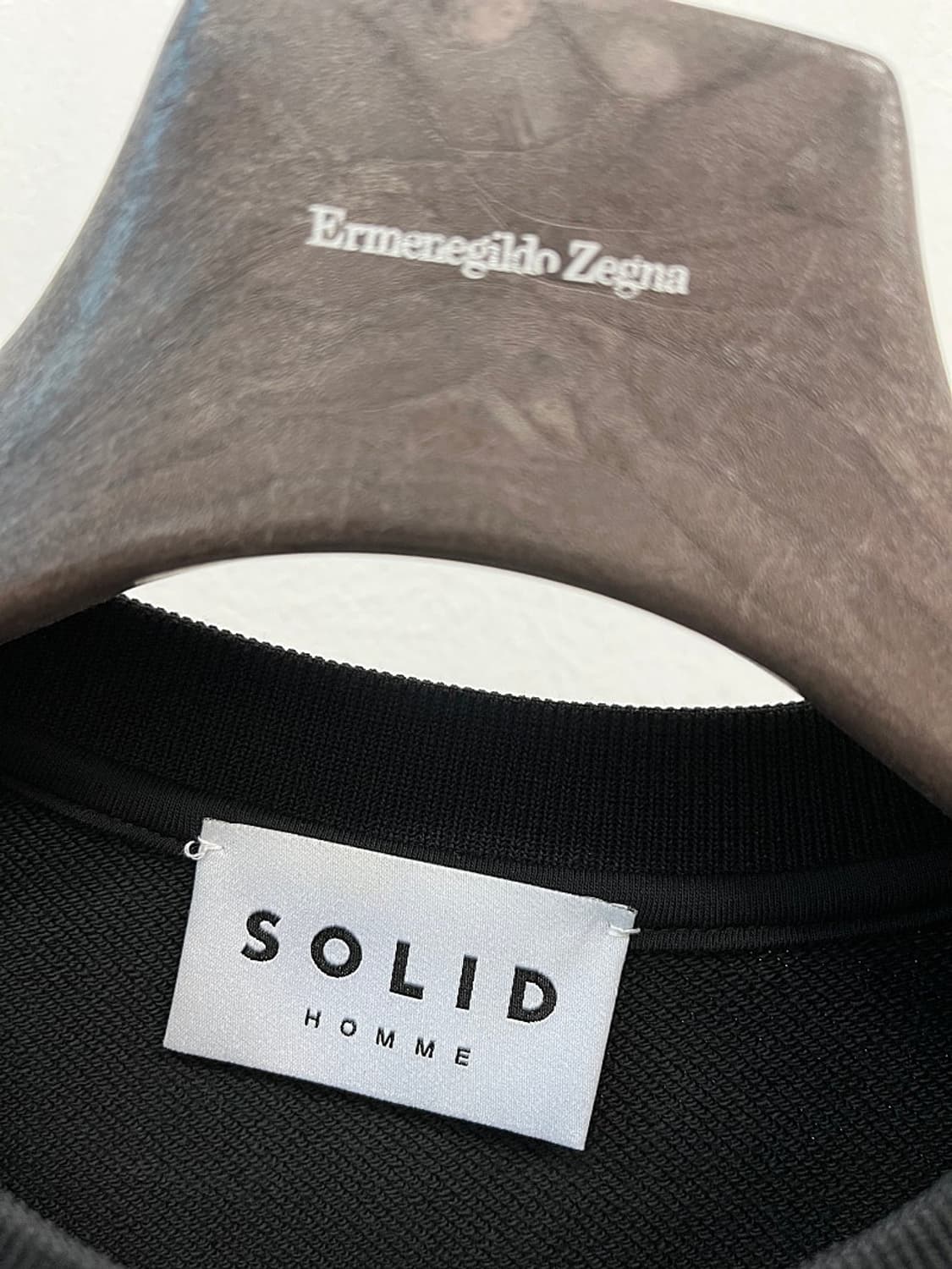 100) 솔리드옴므 로고 오버 맨투맨  상품이미지2