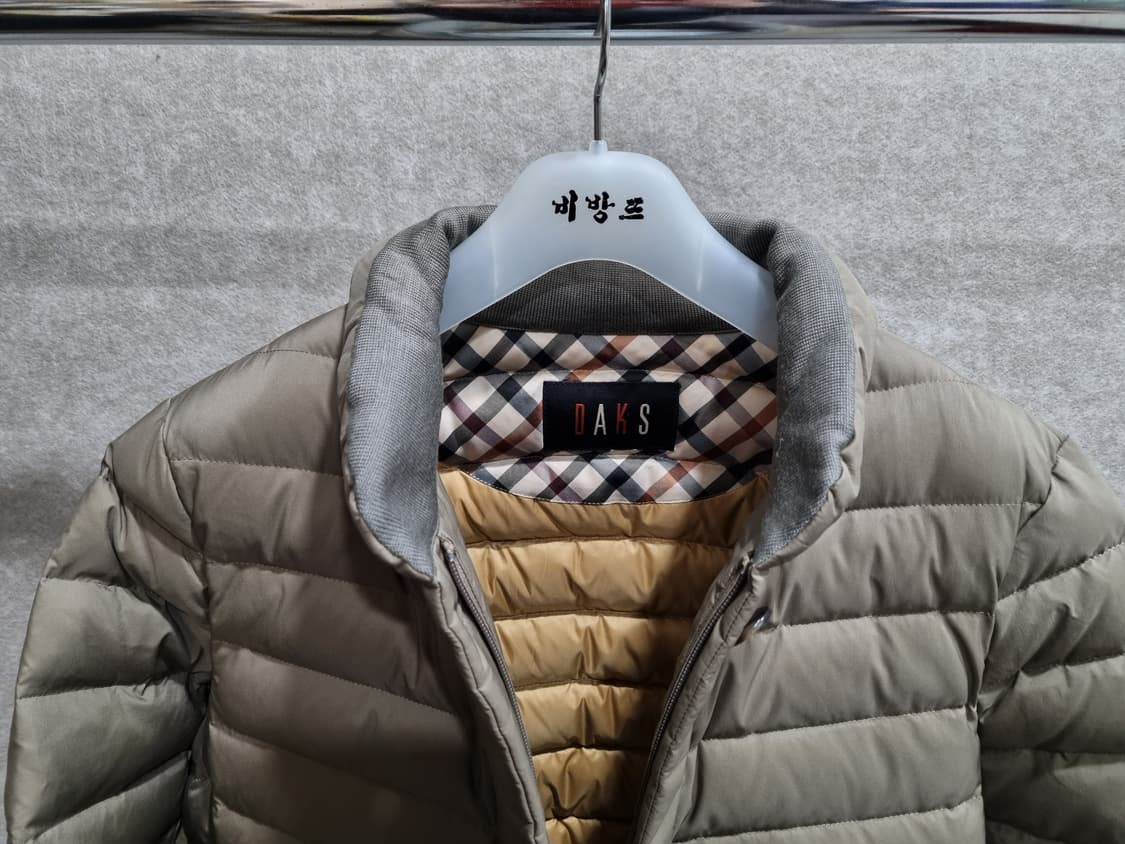 여성 100 닥스 거위털 경량 패딩 상품이미지4