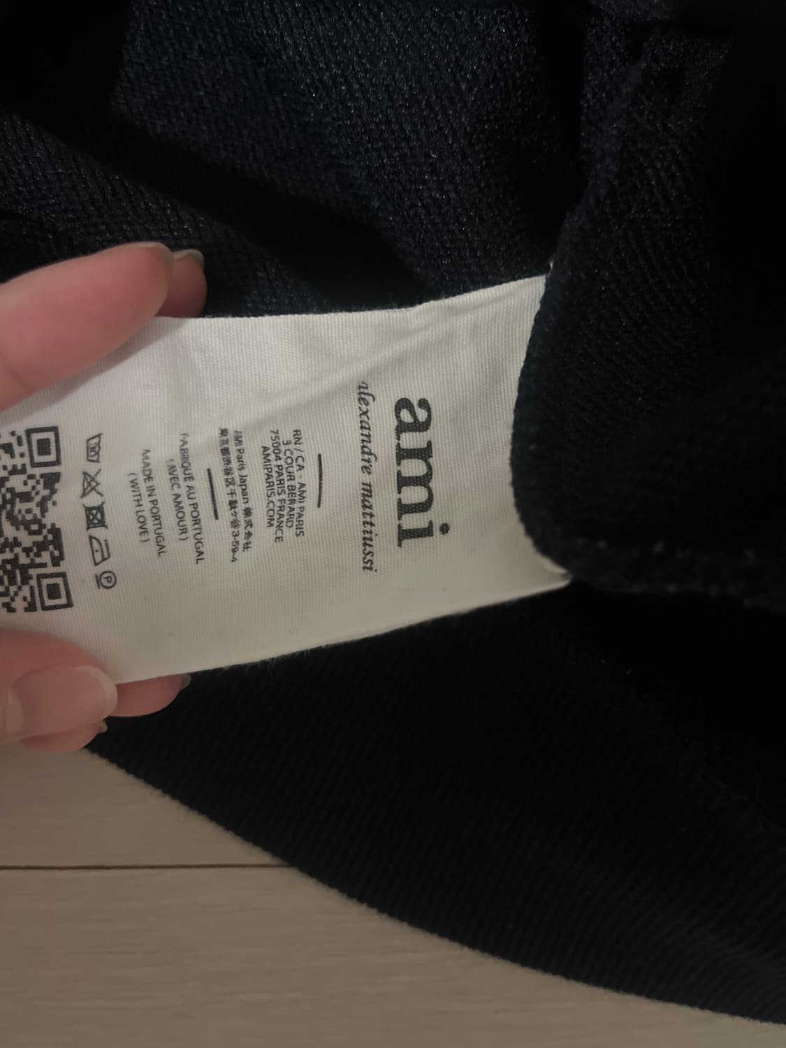 아미 스몰로고 맨투맨 네이비 상품이미지2