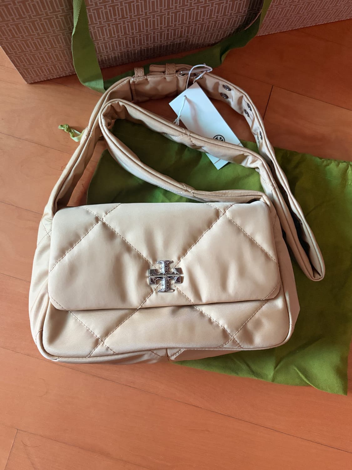 토리버치 키라 다이아몬드 퀼트백 상품이미지1