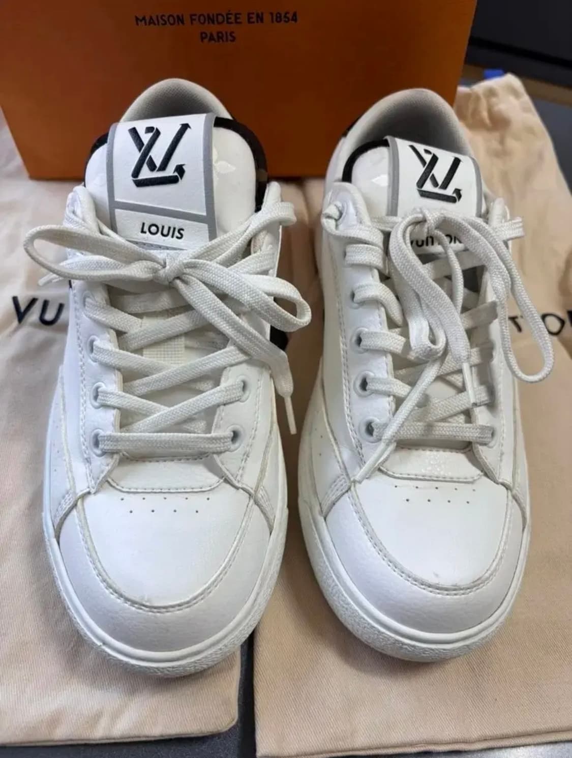 루이비통스니커즈 상품이미지6