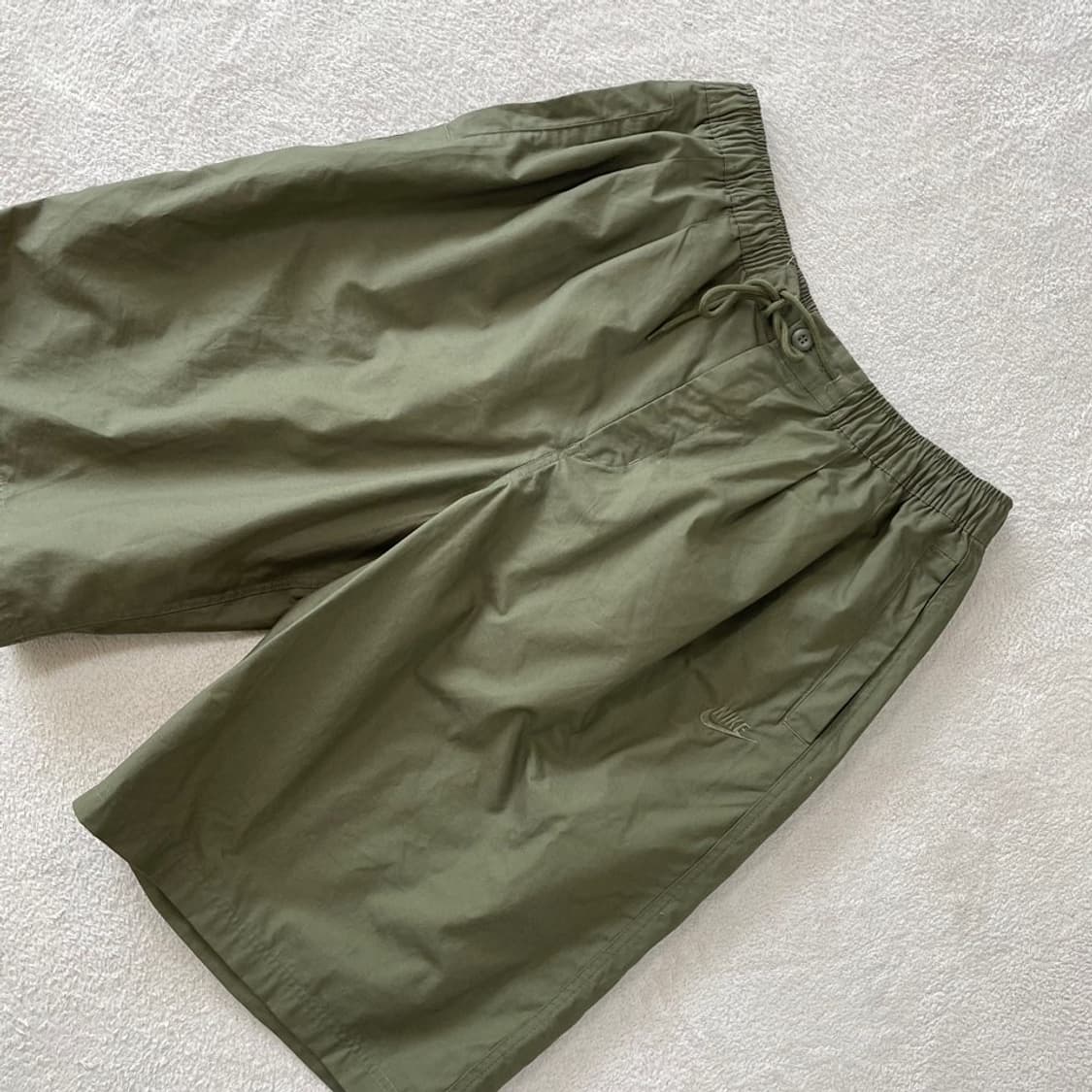 XL 나이키 신형 클럽쇼츠 반바지 버뮤다 카키 상품이미지3