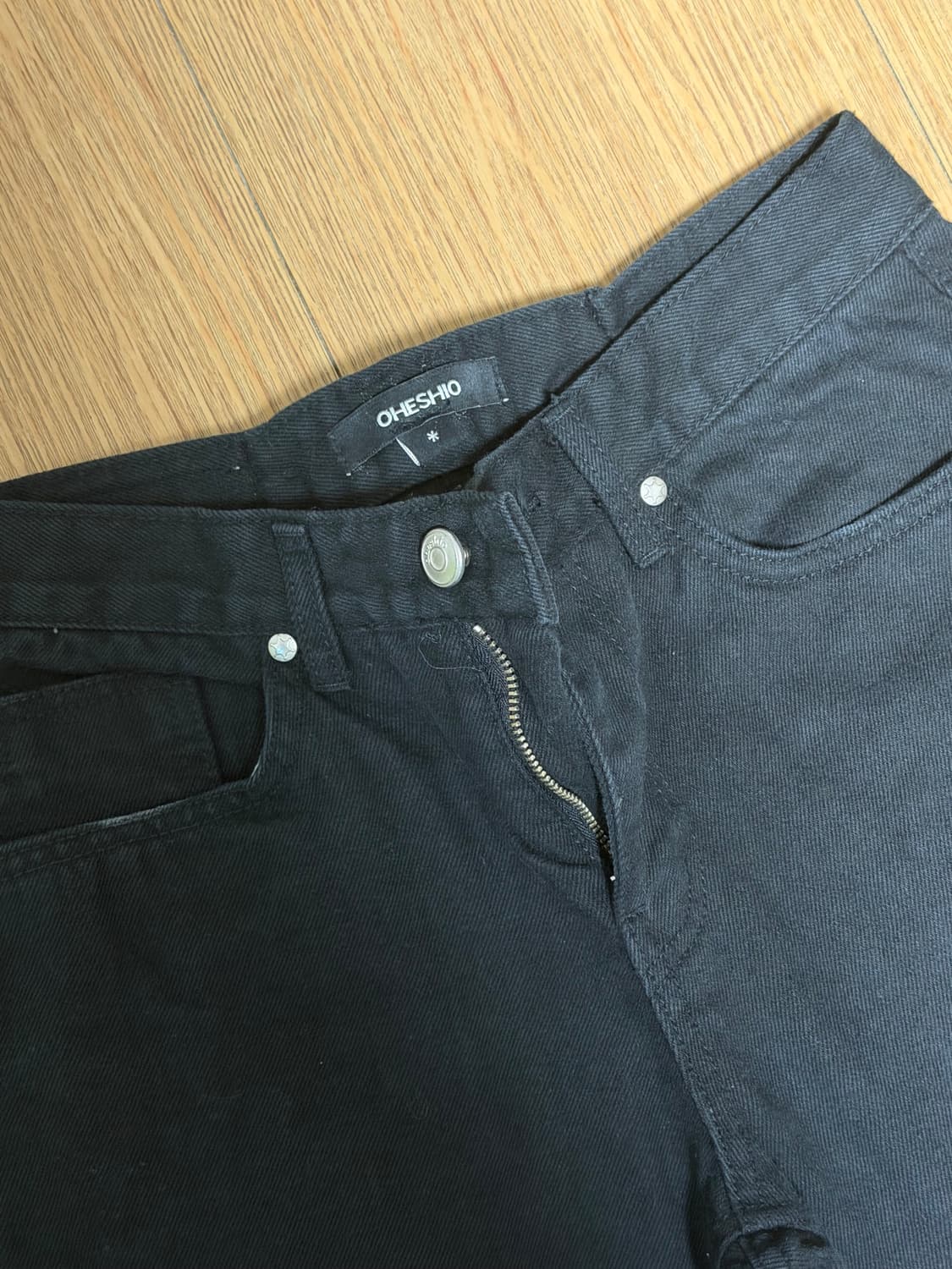 오헤시오 블랙 부츠컷 팬츠 판매 상품이미지2