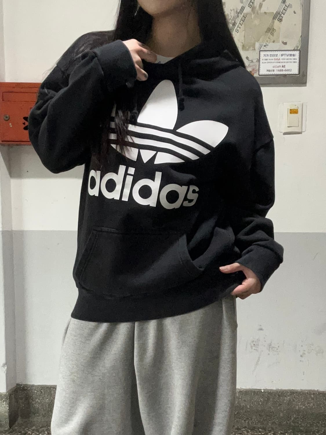 00s ADIDAS 파이어버드 빅로고 블랙후디 상품이미지1