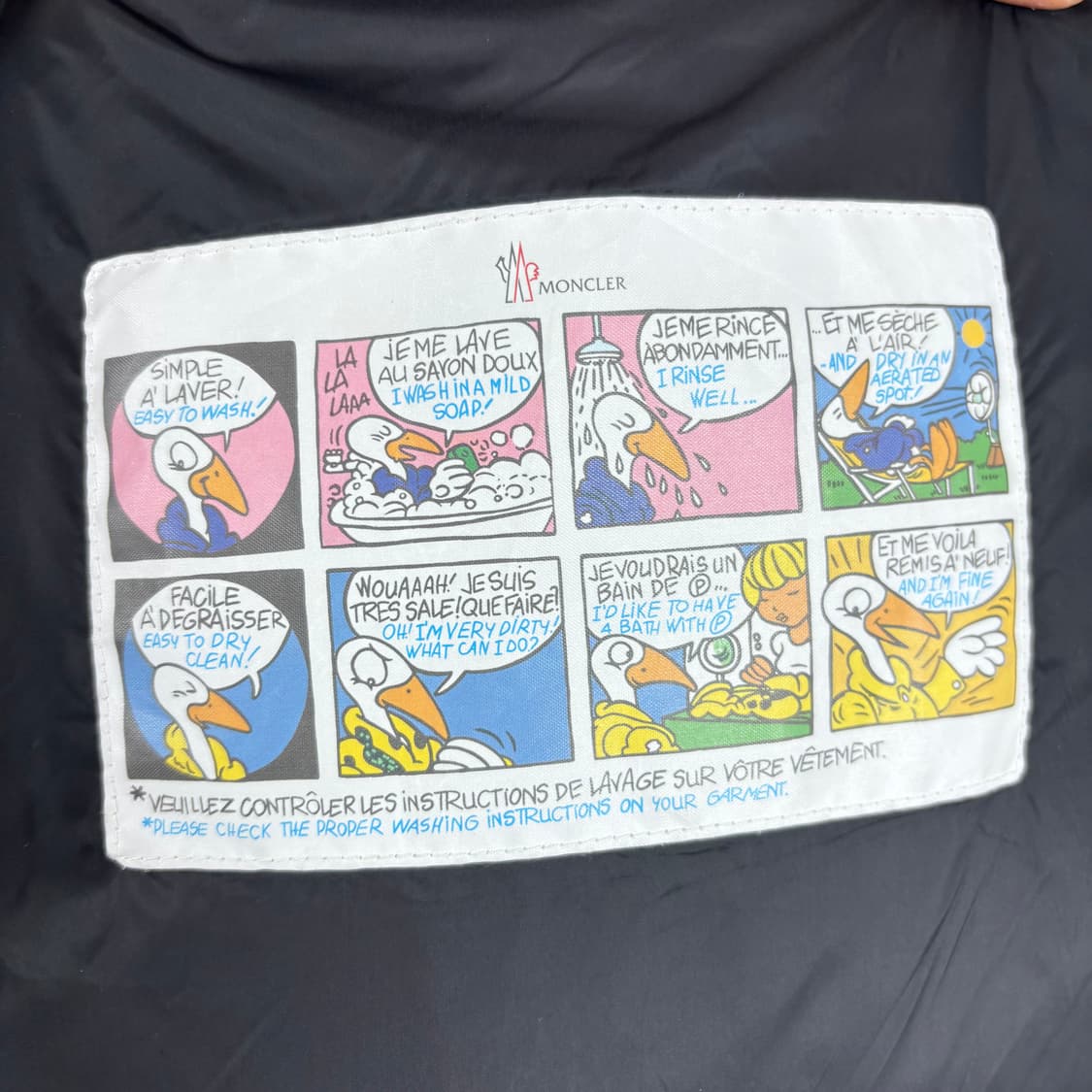 (크림판,25FW)몽클레어 마야 후드 쇼트 다운 패딩 자켓 블랙 무광 상품이미지4