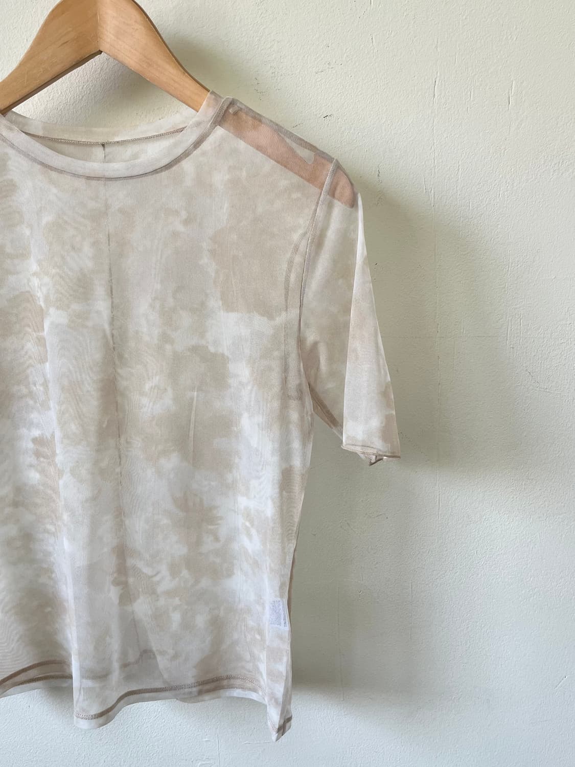 GU 오로라 시스루 탑 상품이미지2