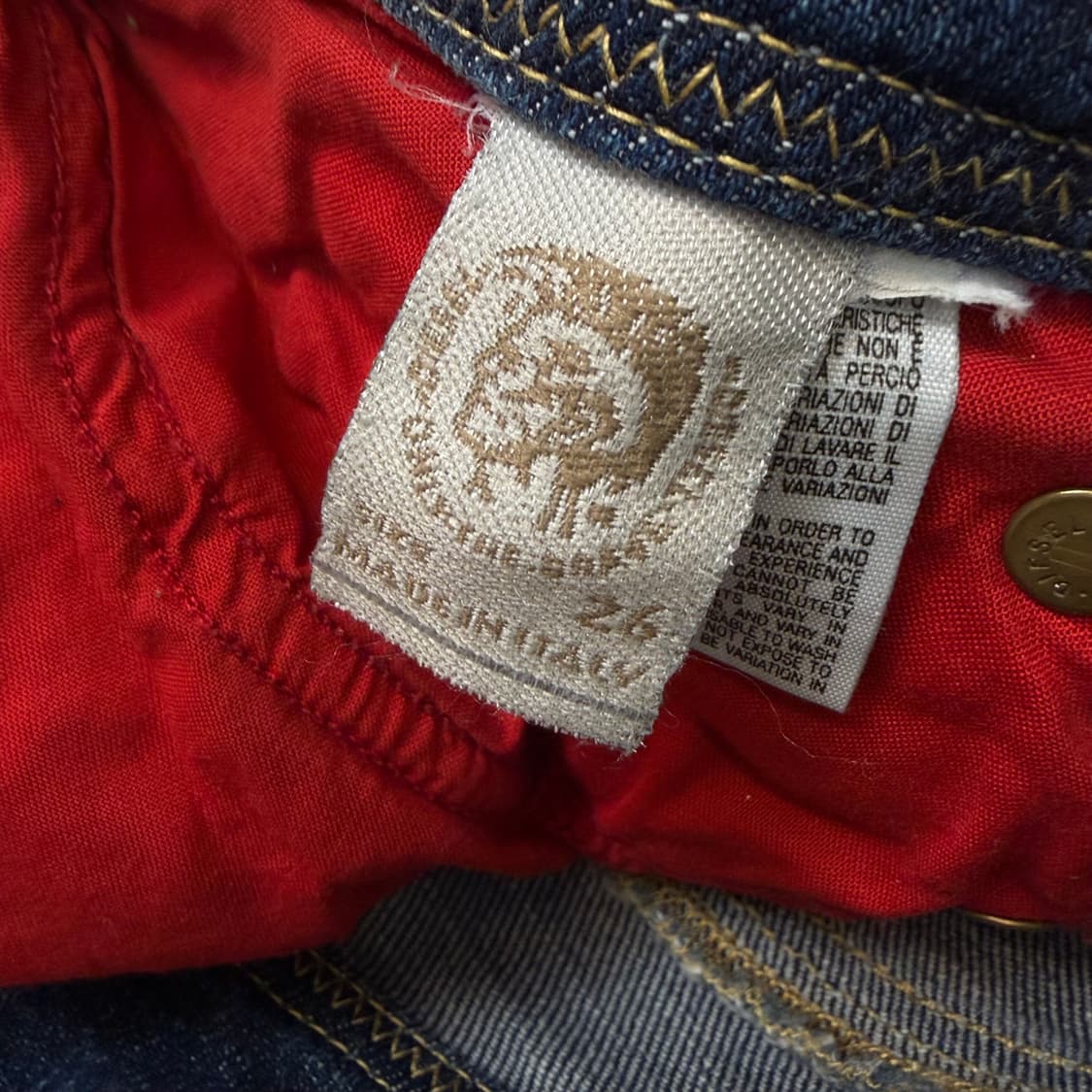 diesel lowky 디젤 우먼스 슬림 로우라이즈 스트레이트 데님  상품이미지4