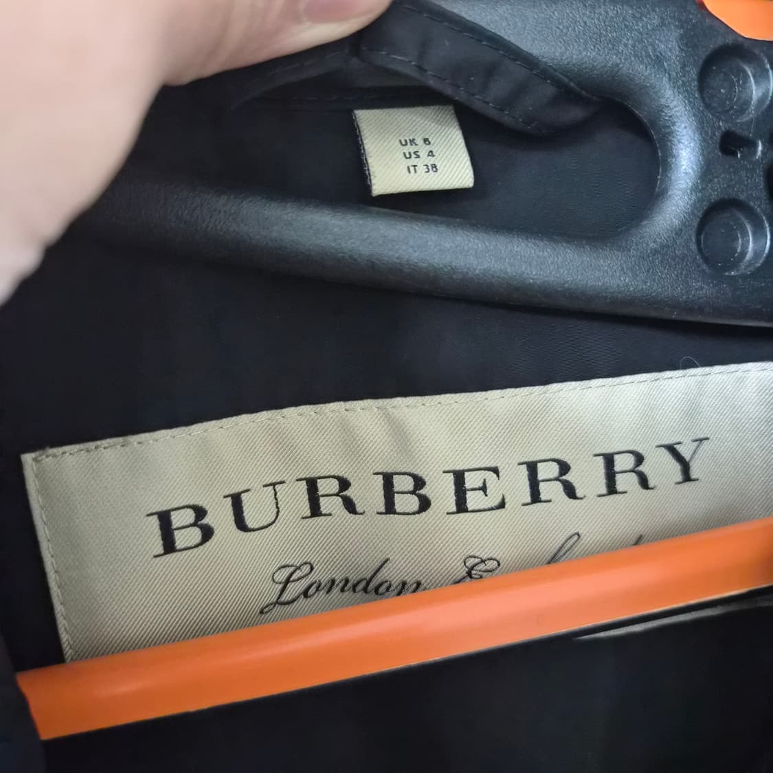 [버버리] 엠버포드 트렌치 코트 4062461 W AMBERFORD GB 상품이미지5