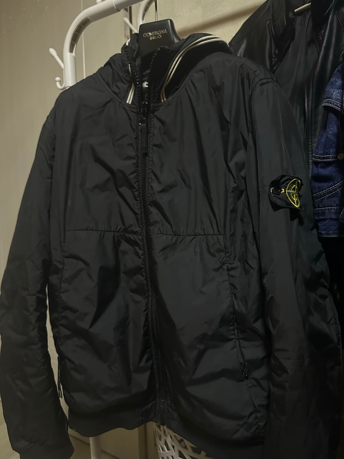 [m] 급처 스톤아일랜드 크링클랩스 프리마로프트 20fw m사이즈 상품이미지2