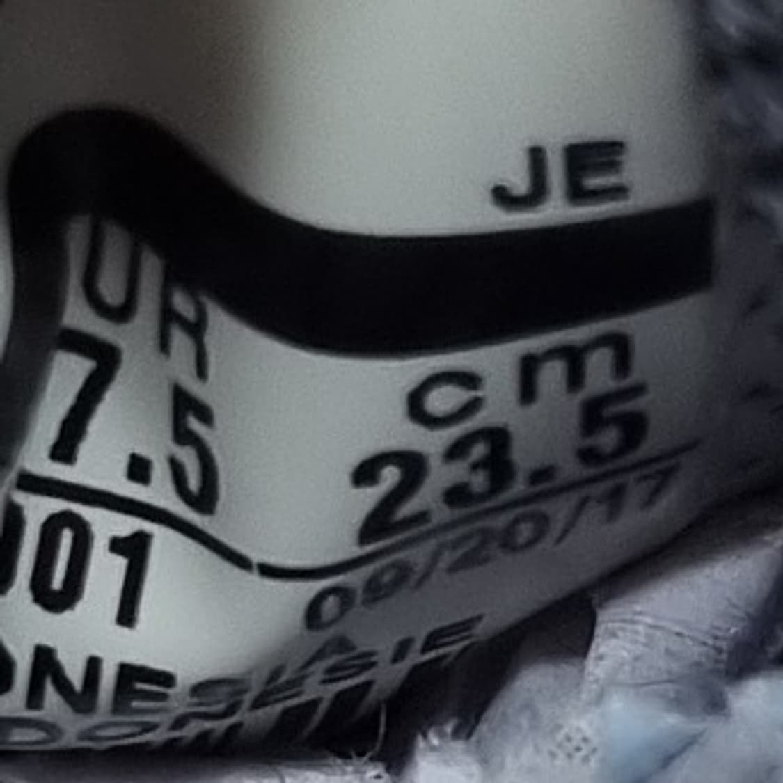 나이키 레볼루션4 여성운동화235 상품이미지6