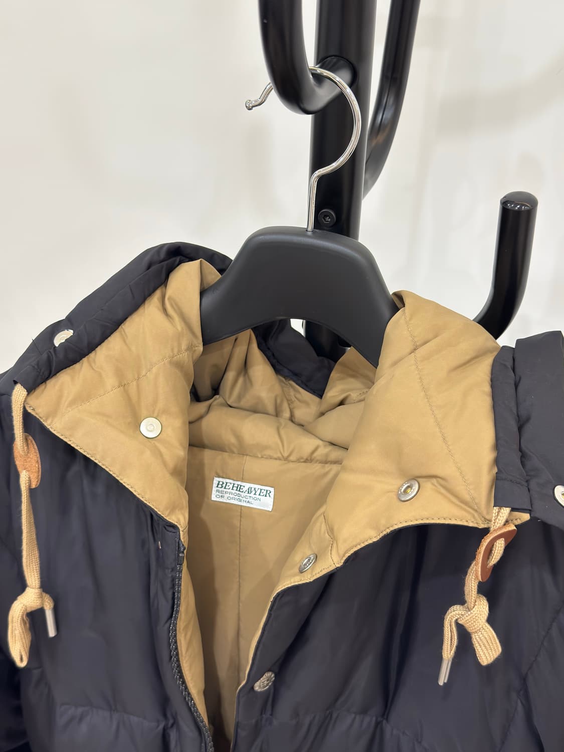 (무료배송) 비헤비어 시에라 덕 다운 파카 블랙 2사이즈 판매합니다! 상품이미지3