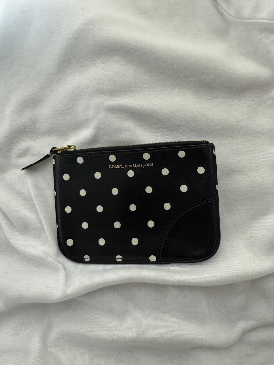 꼼데가르송 블랙 도트 지퍼 반지갑 상품이미지1