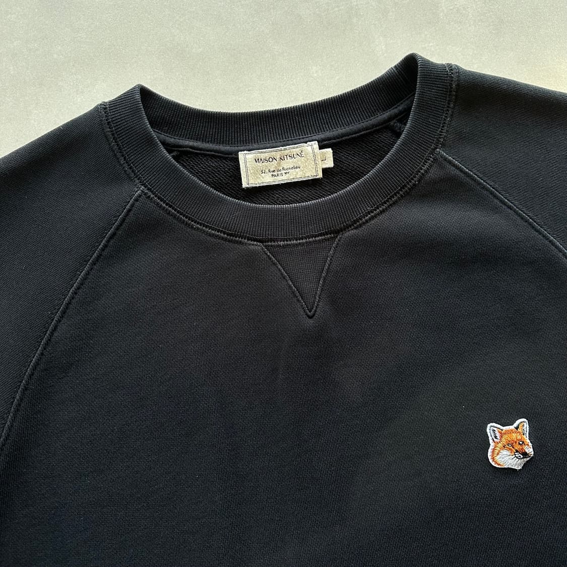 [L]메종키츠네 폭스헤드 블랙 맨투맨 상품이미지6