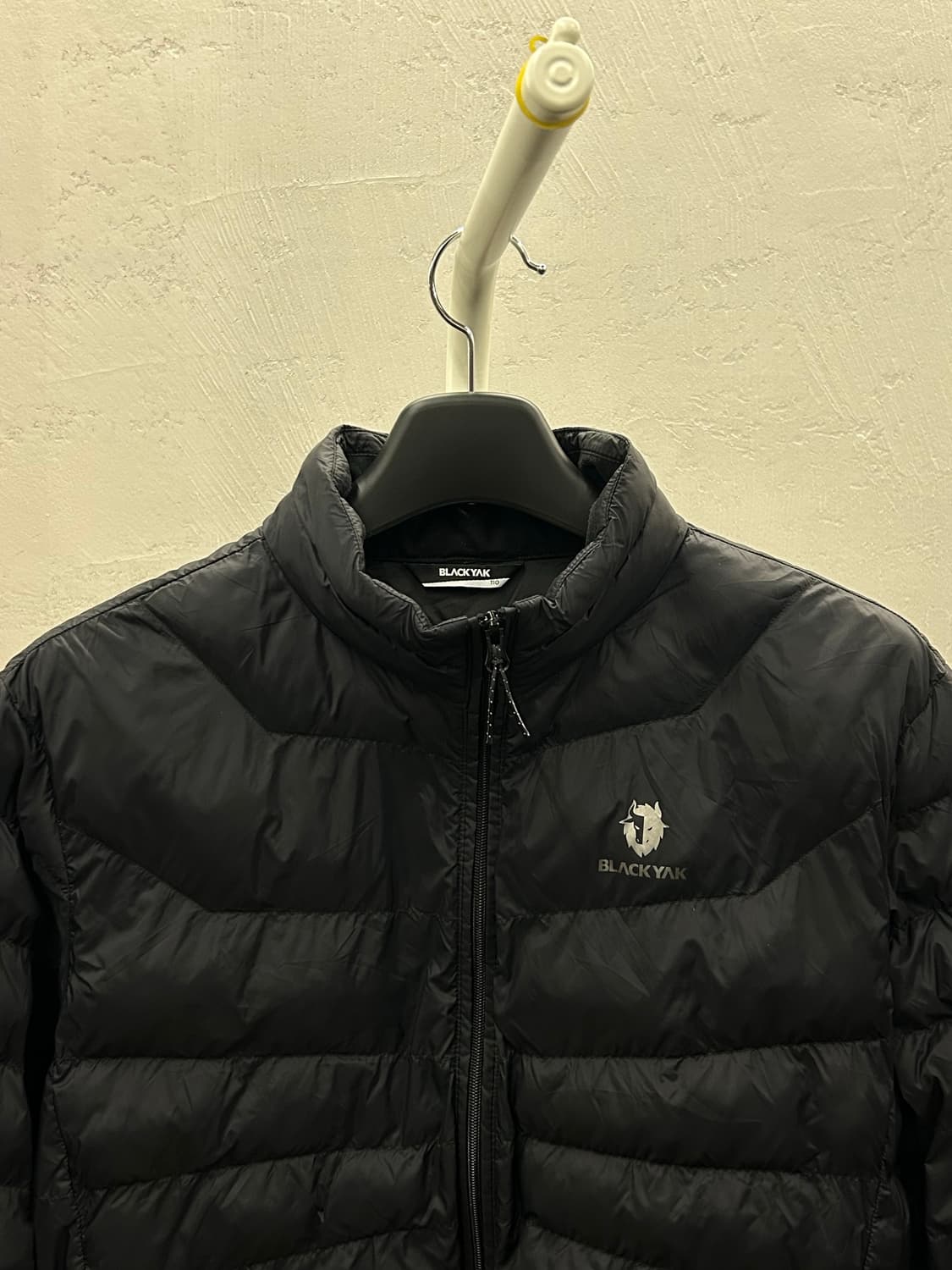 블랙야크 경량 패딩 블랙 상품이미지3