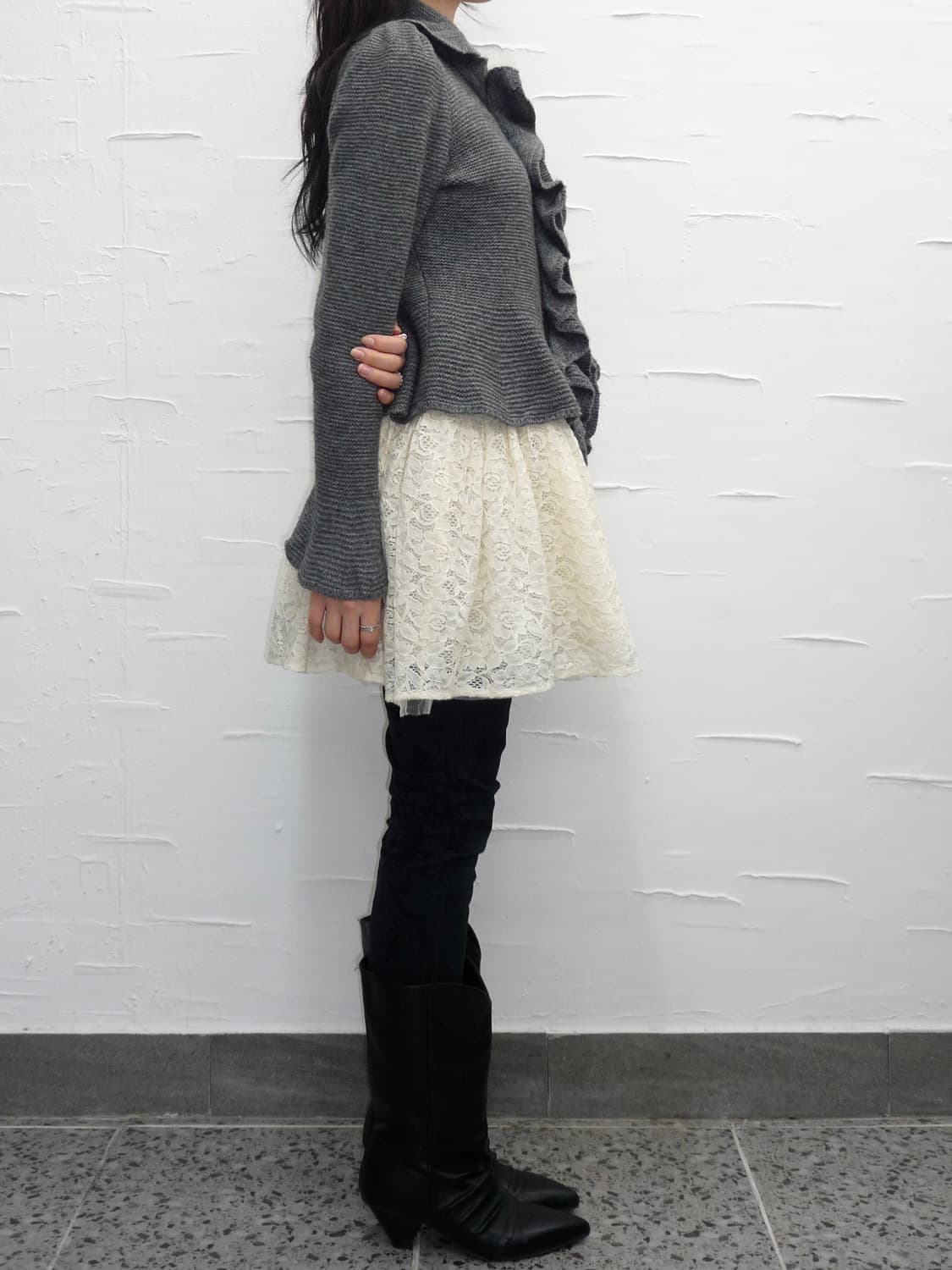 charcoal ruffle cardigan 상품이미지3