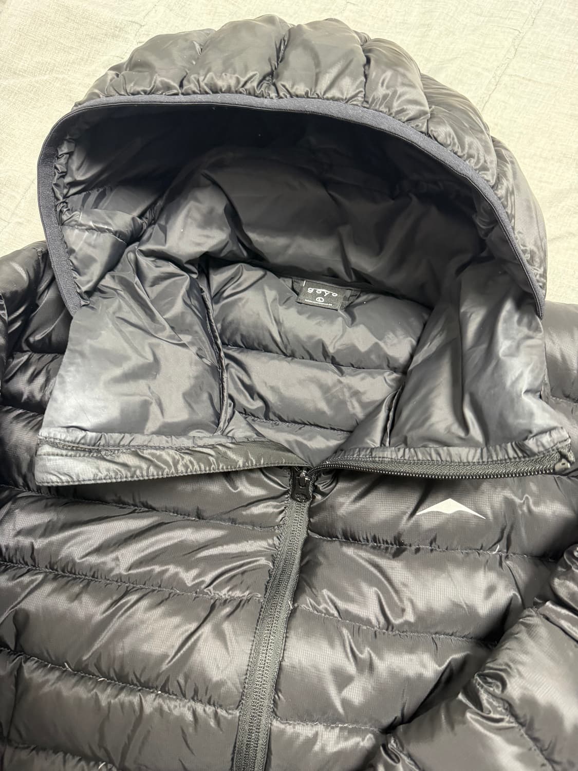 고요웨어 구스 경량패딩 L 상품이미지2