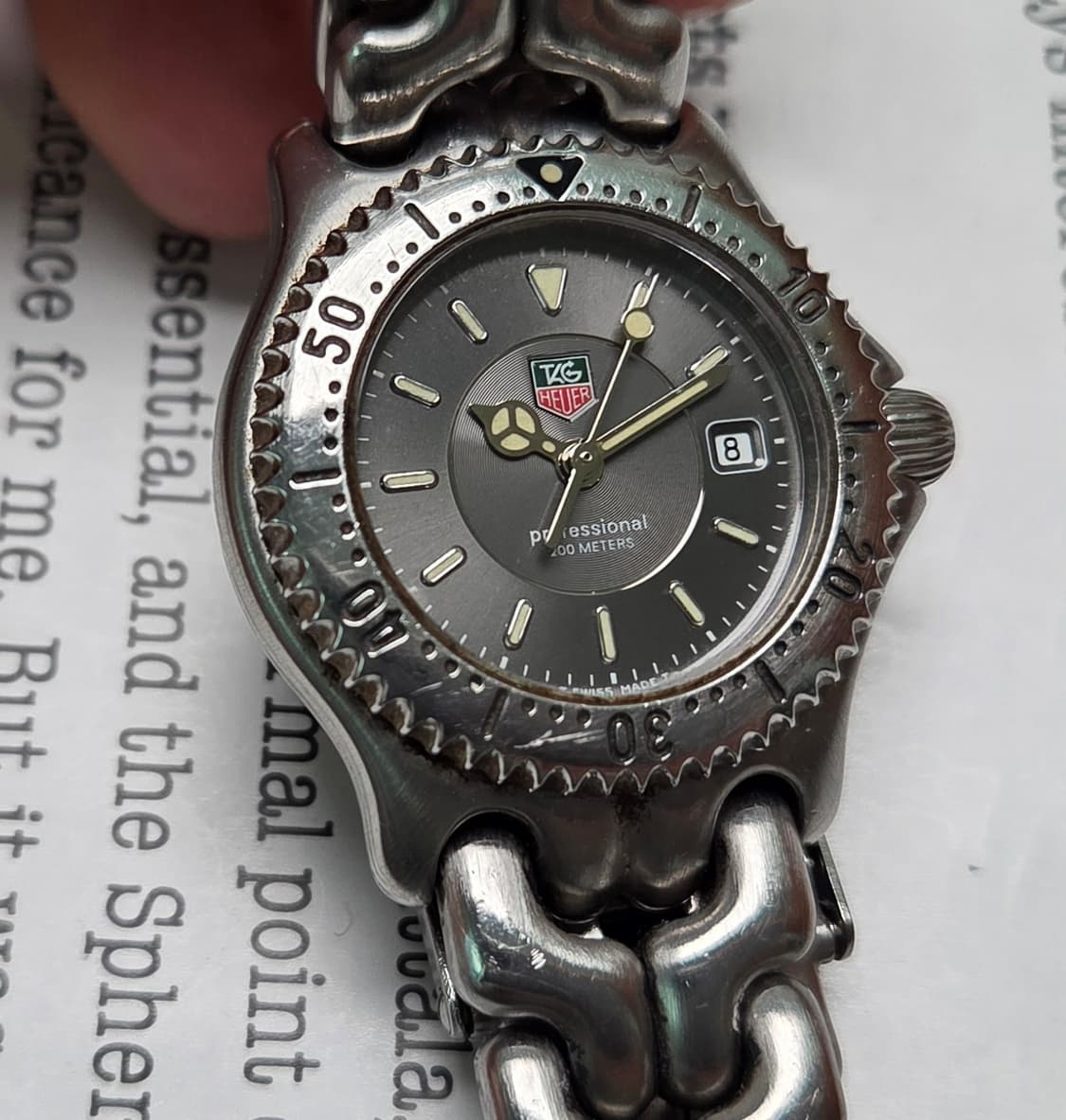 태그호이어 셀 프로페셔널 엘레강스 그레이판 쿼츠 여성용 브레이슬릿 ver 상품이미지2