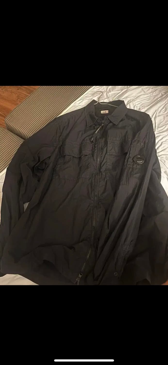 C.P 컴퍼니 테일론셔츠 XL 상품이미지1