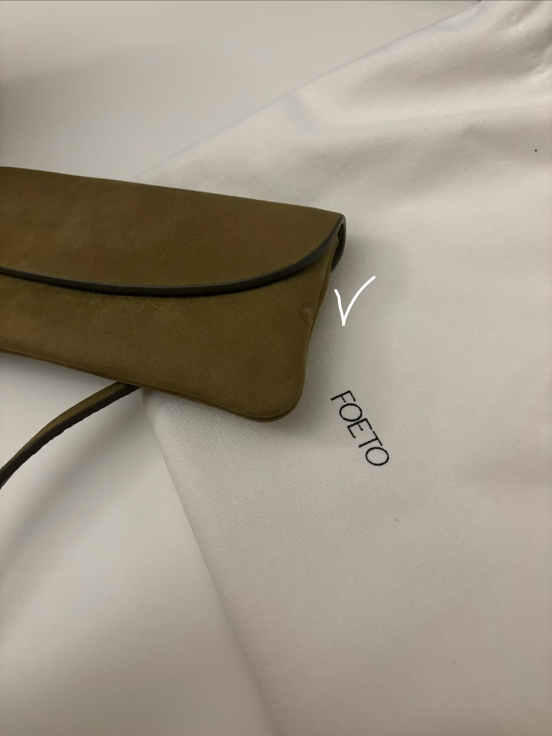 Foeto 포에토 How string bag 벨트백 _ 올리브 상품이미지8
