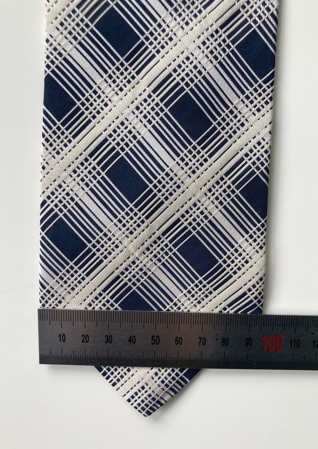 게스 넥타이 상품이미지7