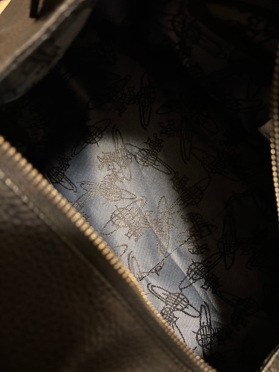 비비안웨스트우드 보스턴백 하트챰 상품이미지3