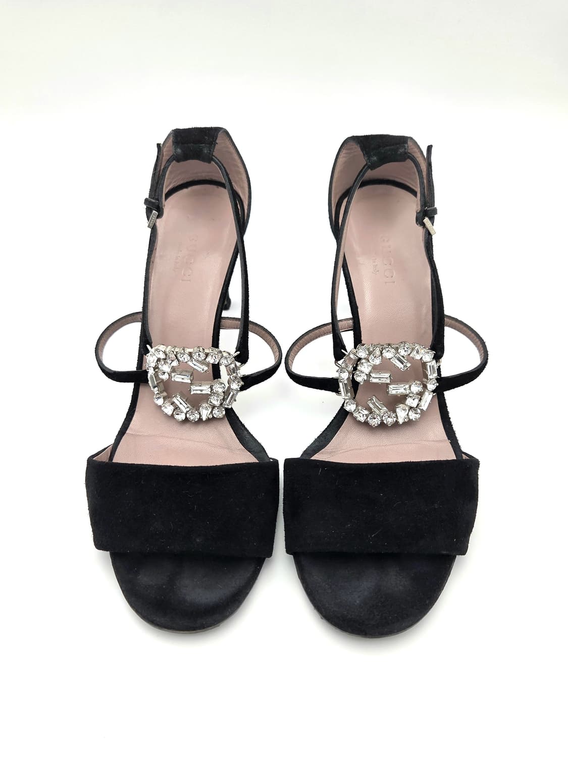 구찌GG 블랙 스웨이드 크리스탈 앵클스트랩 샌들 힐 37반 상품이미지2