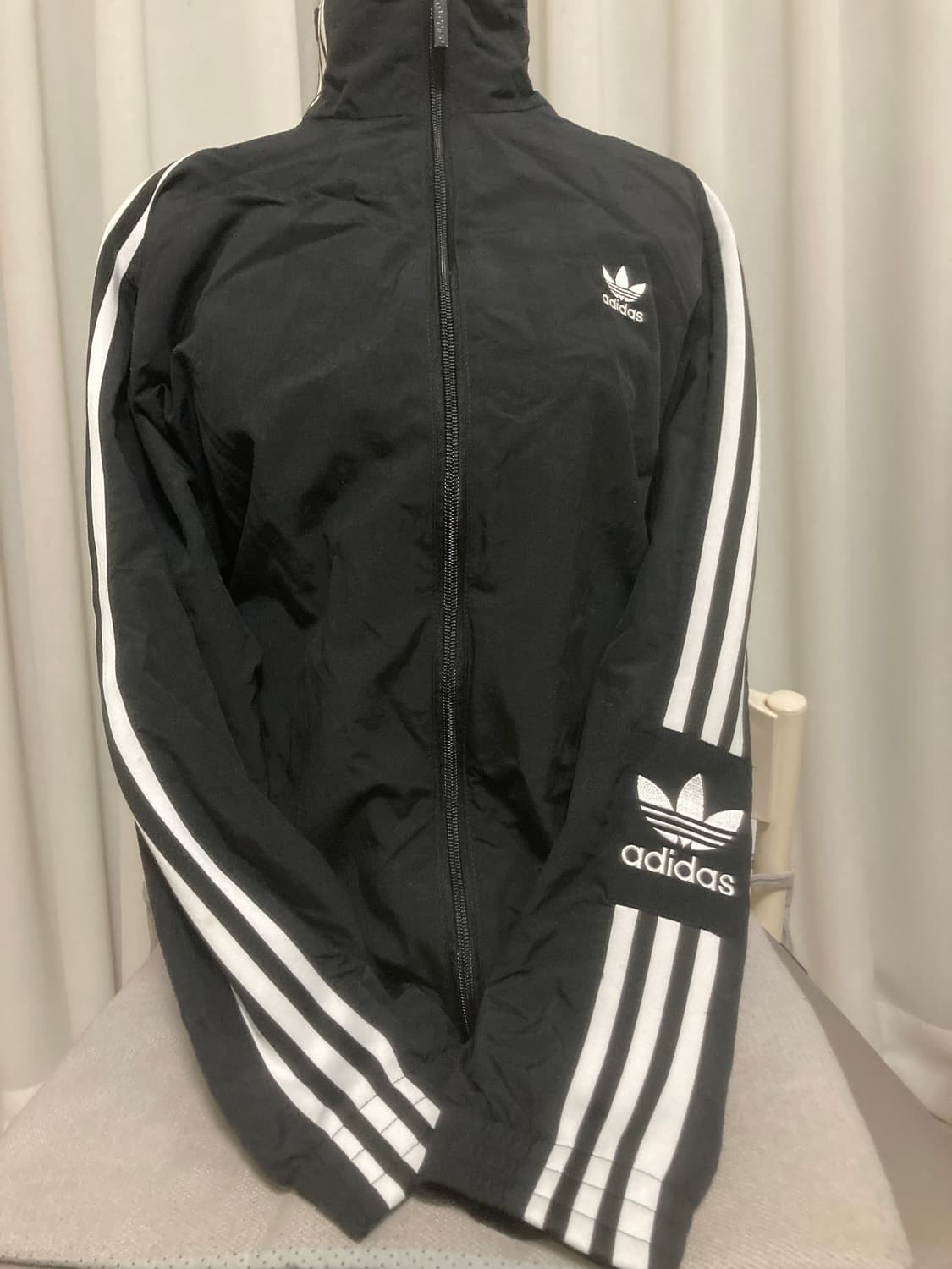 아디다스 바람막이 블랙 상품이미지1