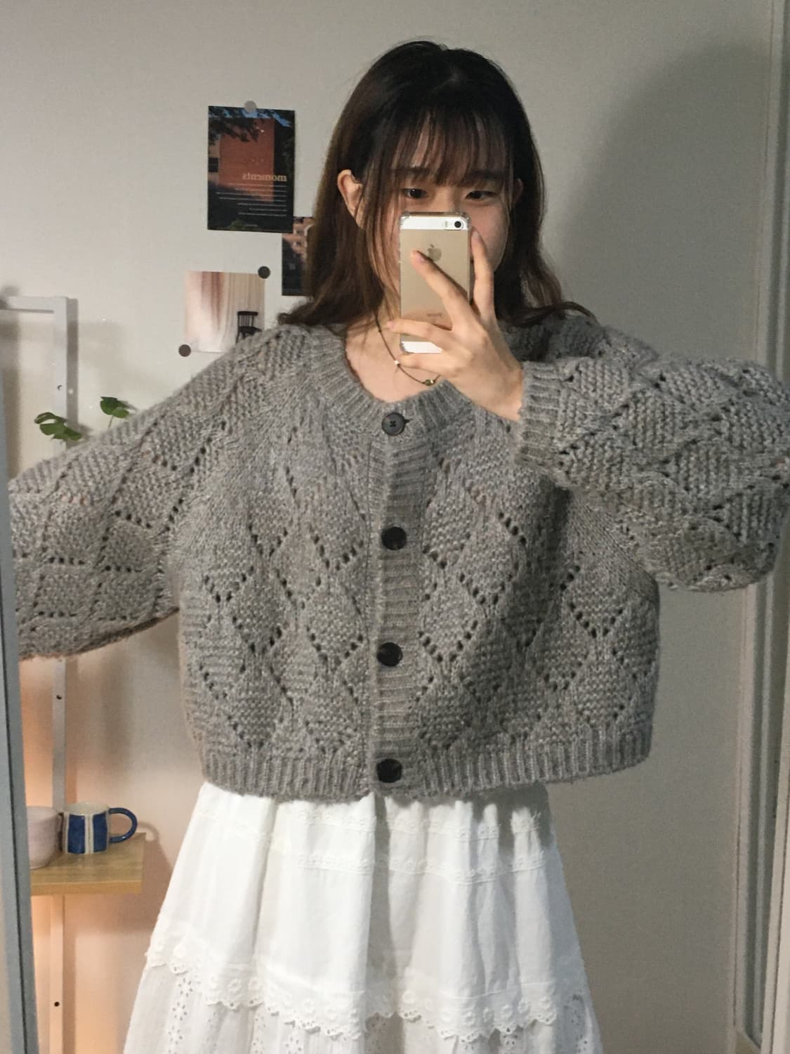 그레이 크롭 펀칭 가디건 상품이미지3