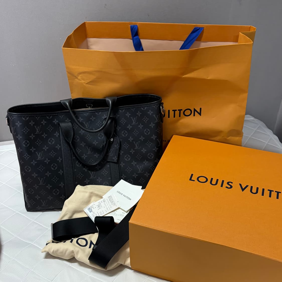 루이비통 위켄드 토트백 상품이미지2