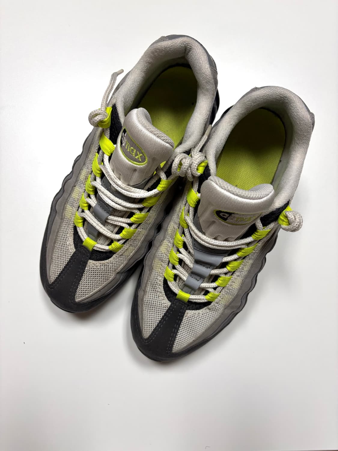 나이키 에어맥스 95 네온 240mm 상품이미지3