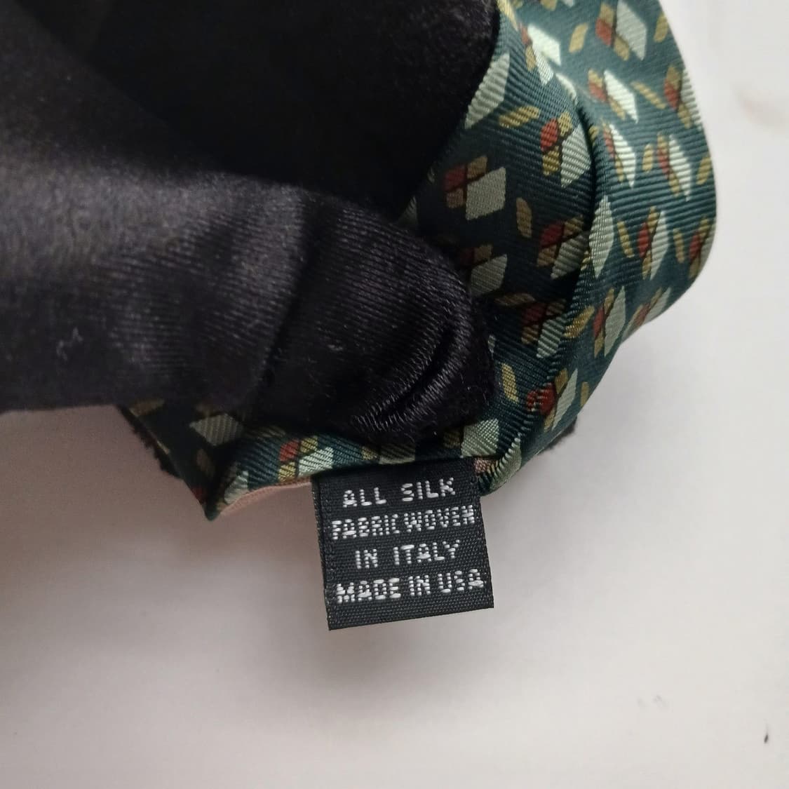 디올 실크 다크그린 기하학 패턴 넥타이 9.6cm A등급 A18313
 상품이미지9