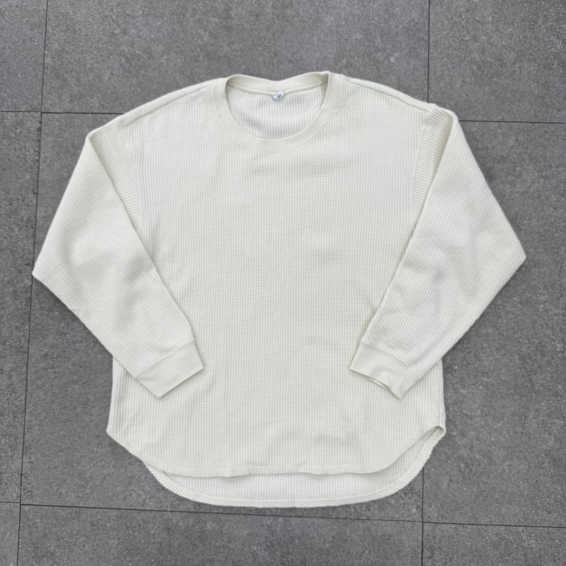 유니클로 아이보리 와플 긴팔티셔츠 상품이미지3